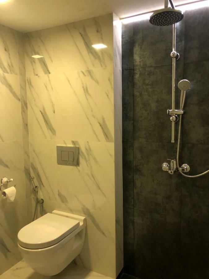 Bungalow 28 Нувара Елия Екстериор снимка